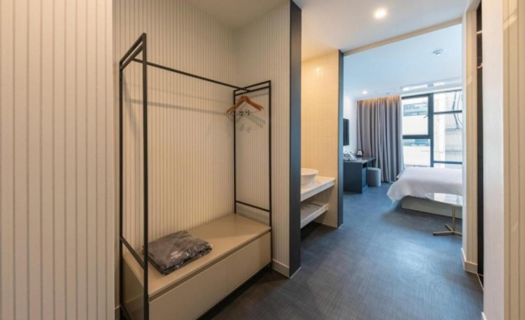 Brown Dot Hotel Deokcheon Busan Exterior foto